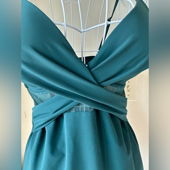 Jets One Piece Swimsuit - Picture 6 of 15